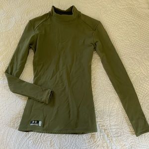 Under Armor Fleece Lined S (tactical gear)